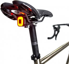 Enfitnix CubeLite II Premium -pyöränvalo, punainen