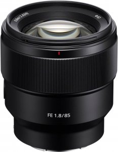 Sony FE 85 mm F1.8 -objektiivi