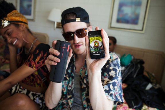 UE BOOM -kannettava Bluetooth-kaiutin, punainen, kuva 6