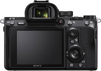 Sony A7 III -järjestelmäkamera, runko, kuva 2