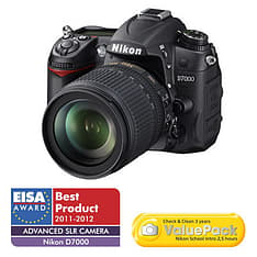 Nikon D7000 järjestelmäkamera + AF-S 18-105 VR objektiivi