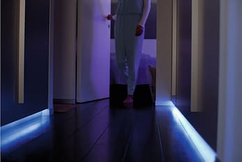 Philips Hue LightStrips Plus -valonauha, BT, 2m aloituspakkaus ja 1m jatkopala -tuotepaketti, kuva 13