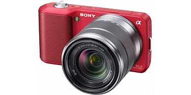 Sony NEX-3K mikrojärjestelmäkamera + 18-55 mm f/3.5-5.6 OSS objektiivi, punainen