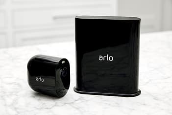 Arlo Pro 3 -valvontajärjestelmä neljällä 2K QHD -tasoisella kameralla, musta, kuva 7