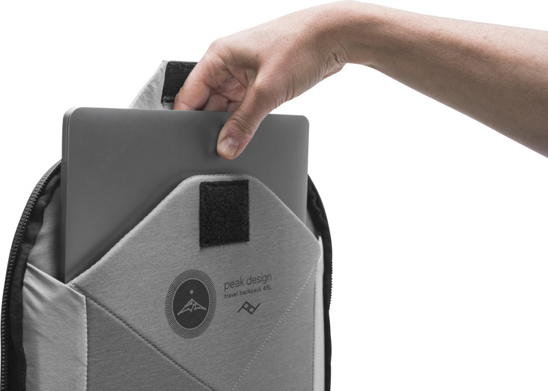 Peak Design Travel Backpack 45L -päiväreppu, musta