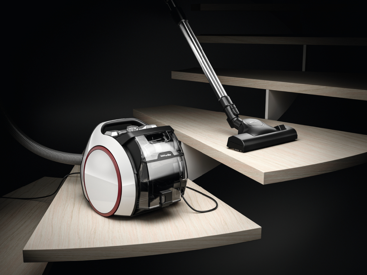 Miele Boost CX1 PowerLine -pölypussiton pölynimuri, valkoinen