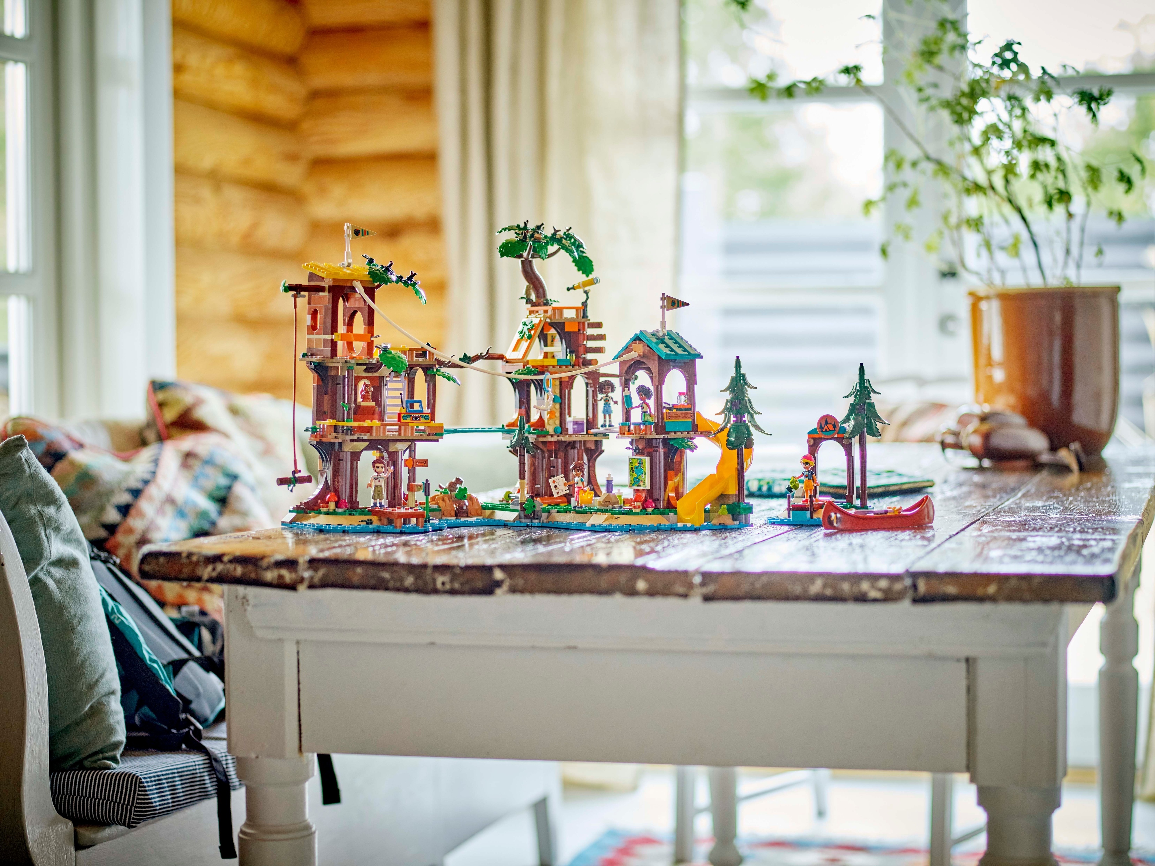 LEGO Friends 42631  - Seikkailuleirin puumaja