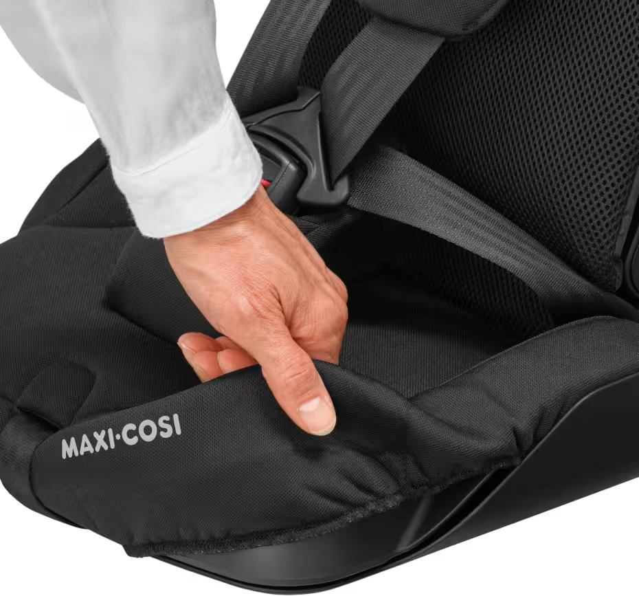 Maxi-Cosi Nomad Plus -matkaturvaistuin, 76 - 105 cm, Authentic Black, kokoontaittuva