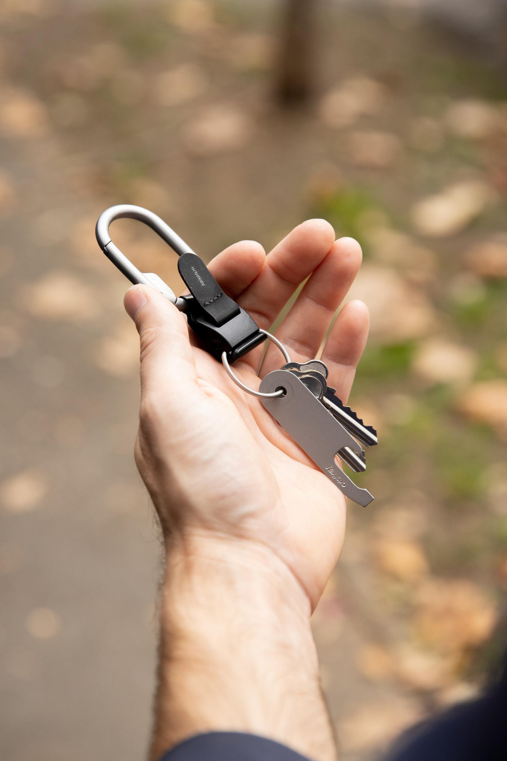 Orbitkey Bottle Opener -pullonavaaja
