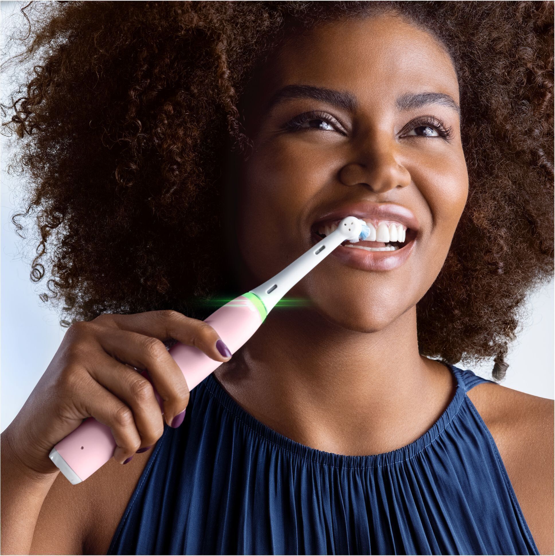 Oral-B iO Series 3s -sähköhammasharja, musta