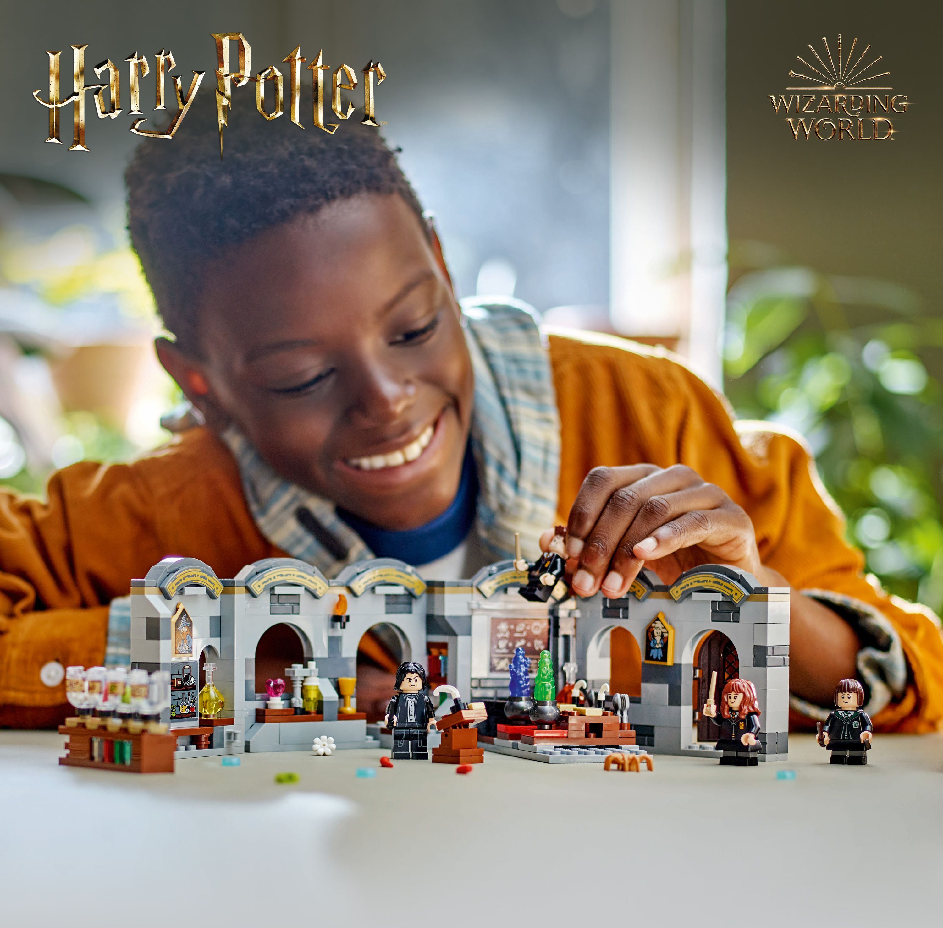 LEGO Harry Potter 76431 - Tylypahkan linna: Taikajuomien oppitunti