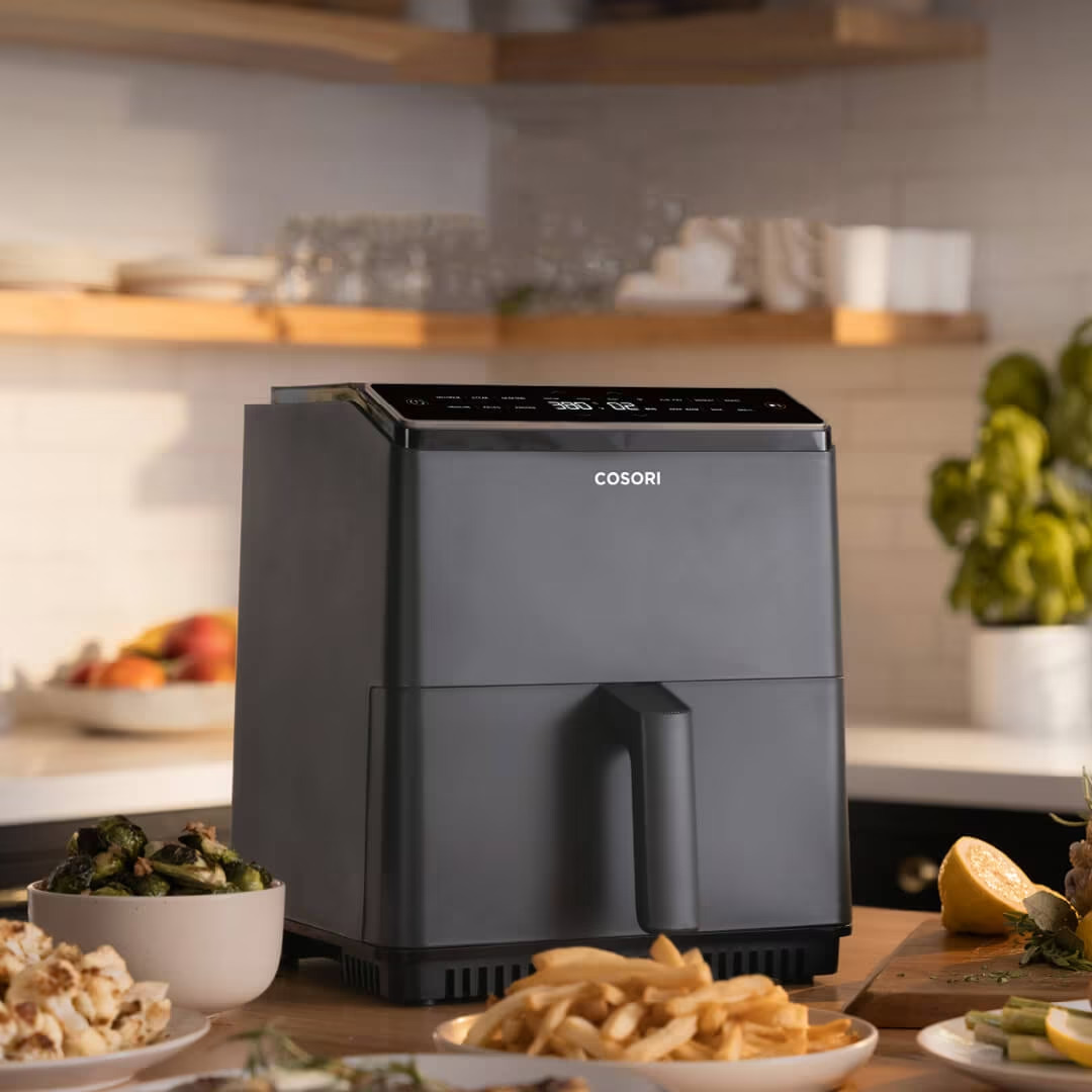 Cosori Premium 5.5 L airfryer, musta