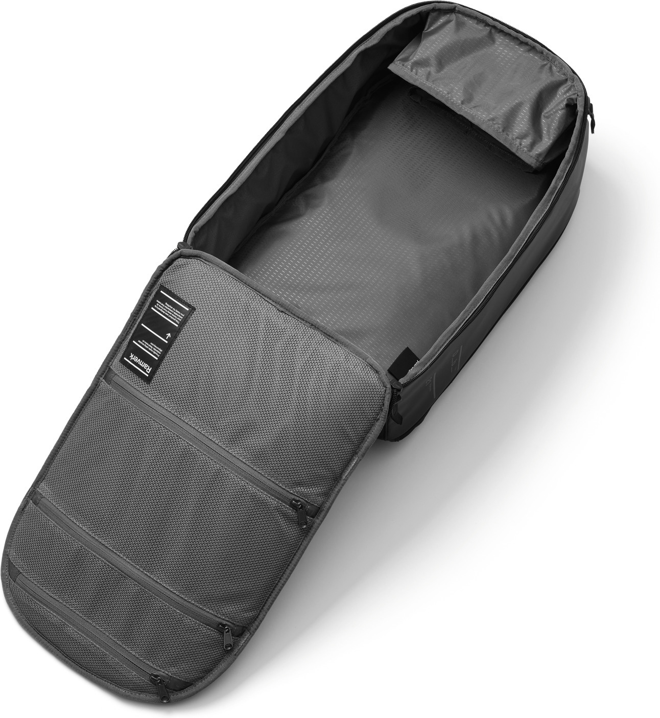 Db Hugger Backpack 20L -reppu, reflective black