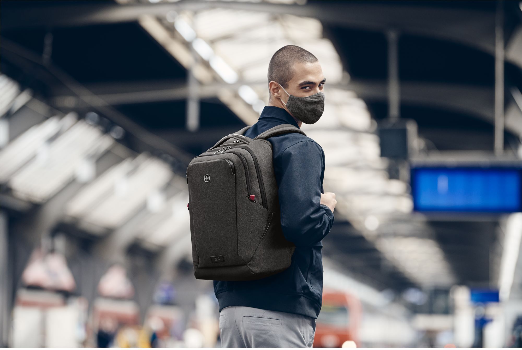 Wenger MX Professional -reppu, 16", 21 litraa, harmaa 5 Wenger MX Professional -reppu, 16", 21 litraa, harmaa - Image 5