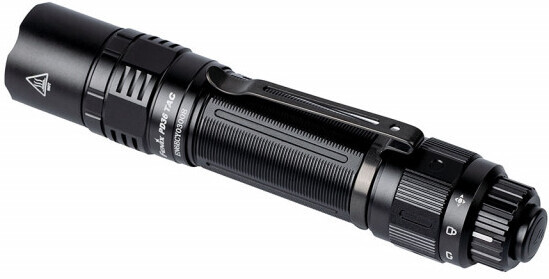 Fenix PD36 TAC -taskulamppu
