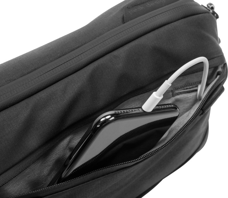 Peak Design Tech Pouch -tarvikelaukku, musta