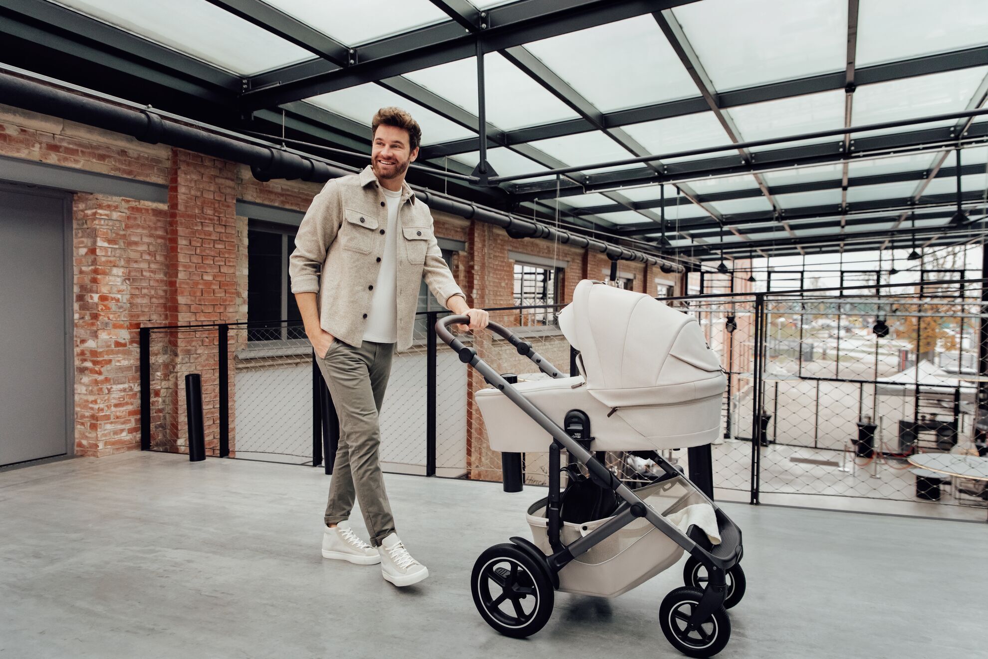 BRITAX RÖMER SMILE 5Z LUX -rattaat, Linen Grey