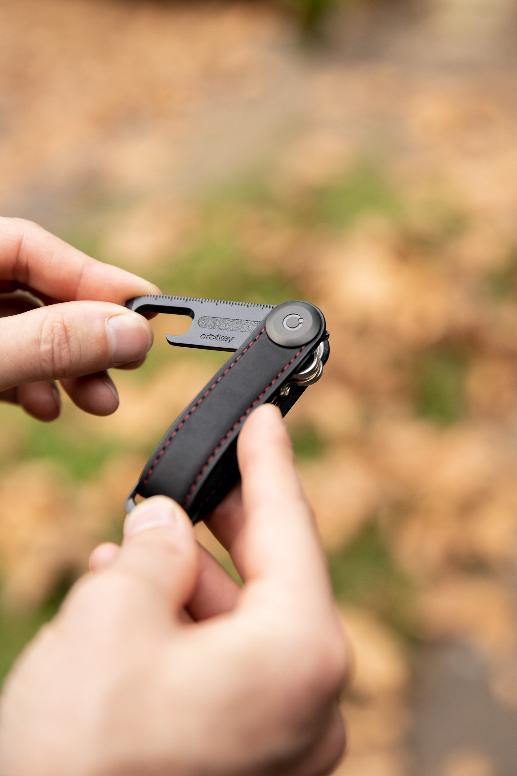 Orbitkey Multi-Tool v2 -monitoimityökalu, hopea
