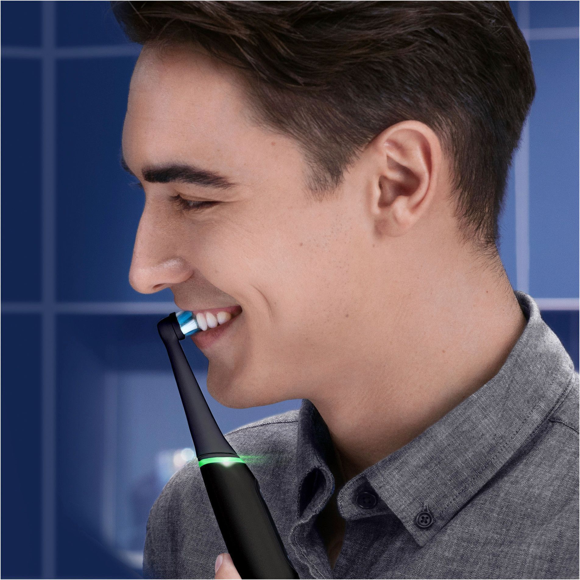 Oral-B iO Series 6s -sähköhammasharja, musta