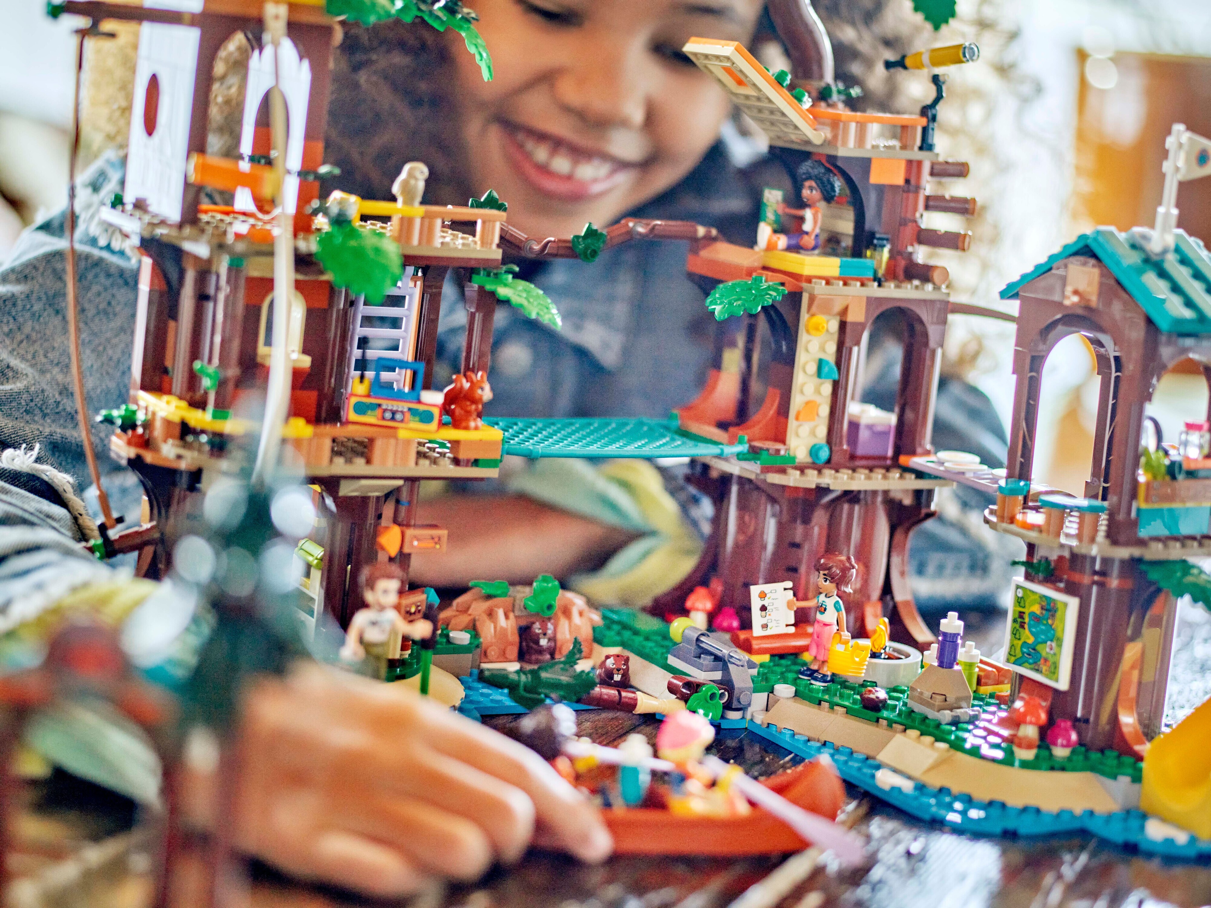 LEGO Friends 42631  - Seikkailuleirin puumaja