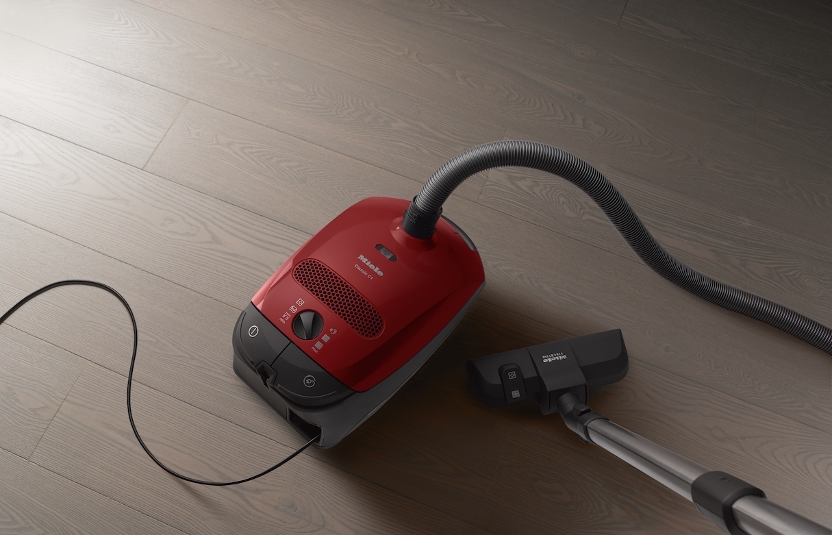 Miele Classic C1 -pölynimuri, MangoRed