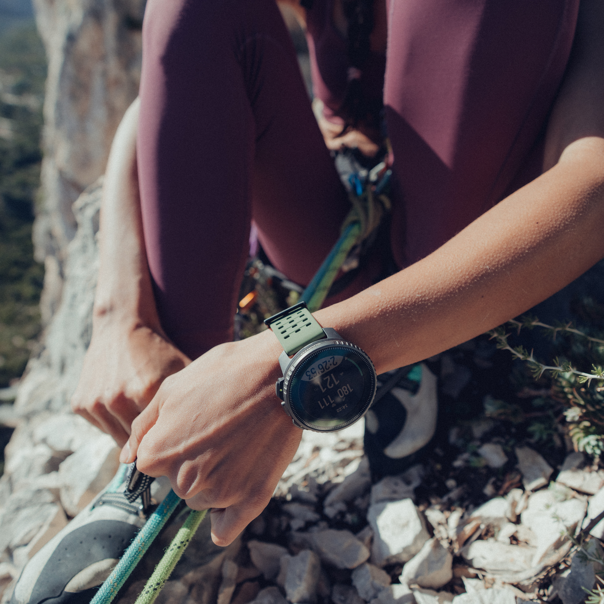 Suunto Vertical Titanium Solar -urheilukello, Forest