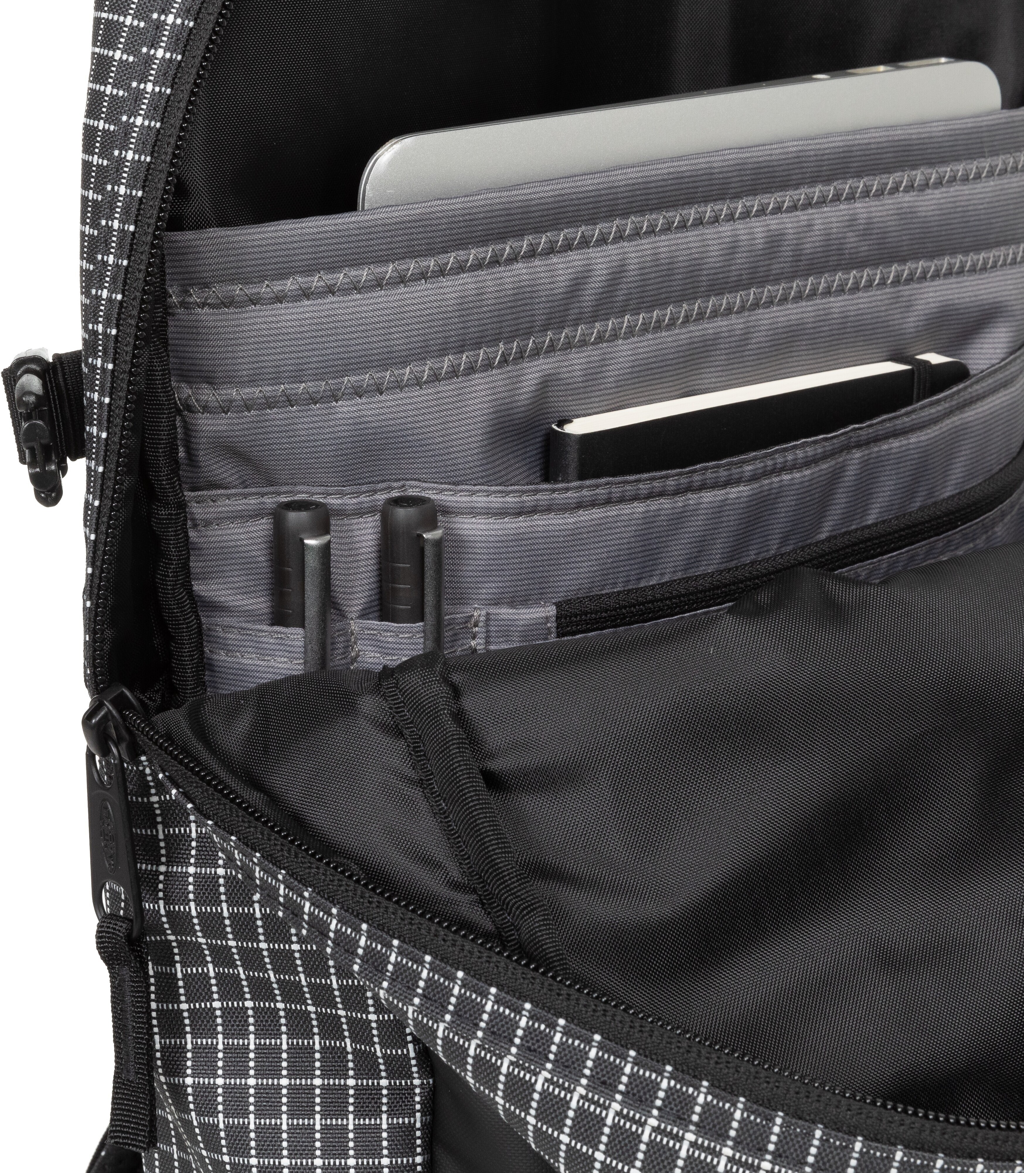 Eastpak TECUM M Cnnct Ripstop -reppu, musta