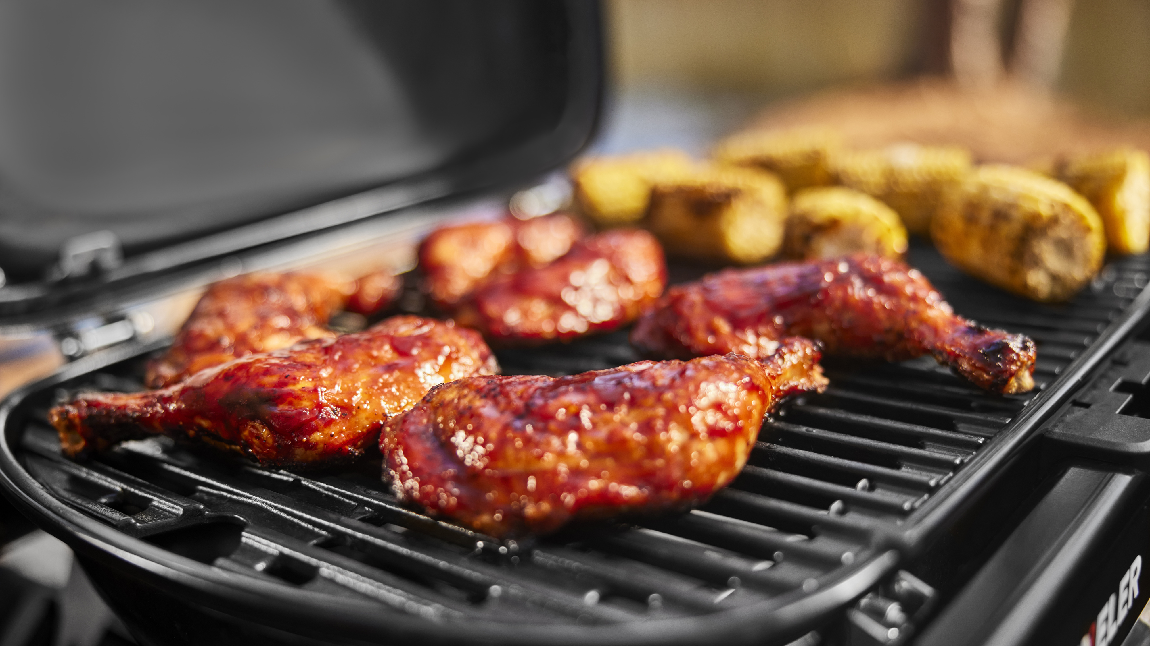 Weber Traveler Compact -kaasugrilli