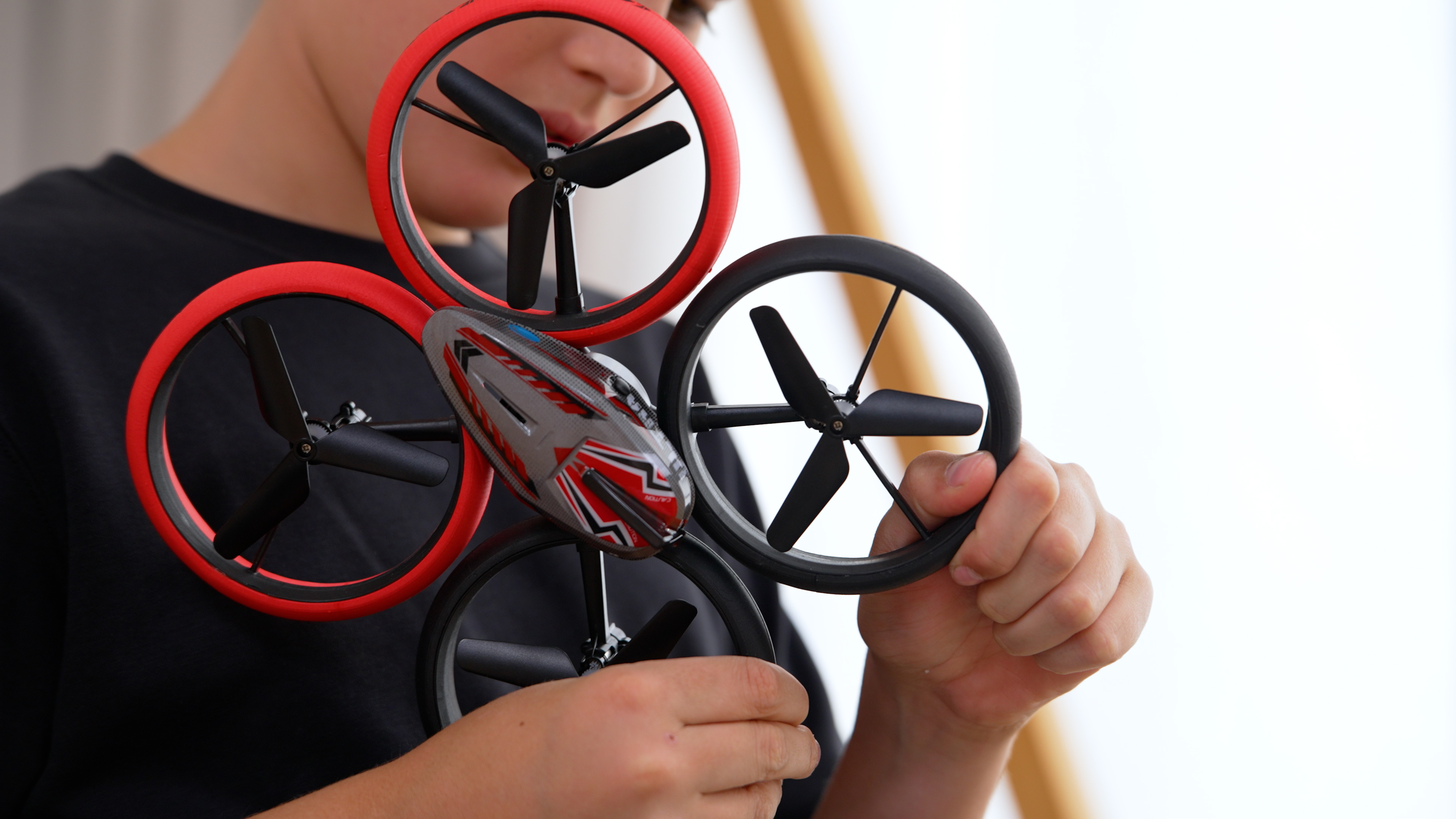 Flybotic Bumper Drone Lite - kauko-ohjattava drone