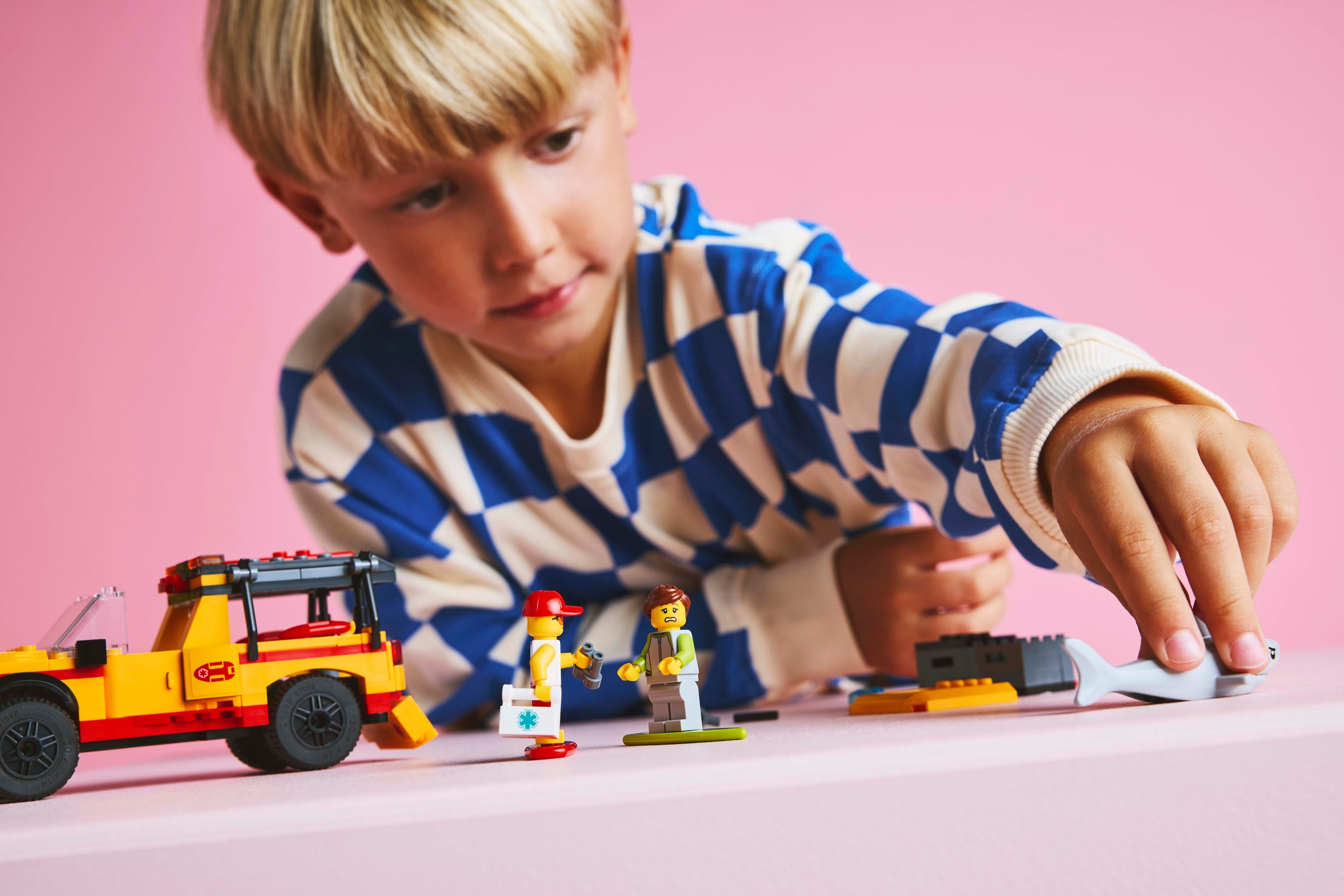 LEGO City 60453 – Rantavahdin pelastusauto