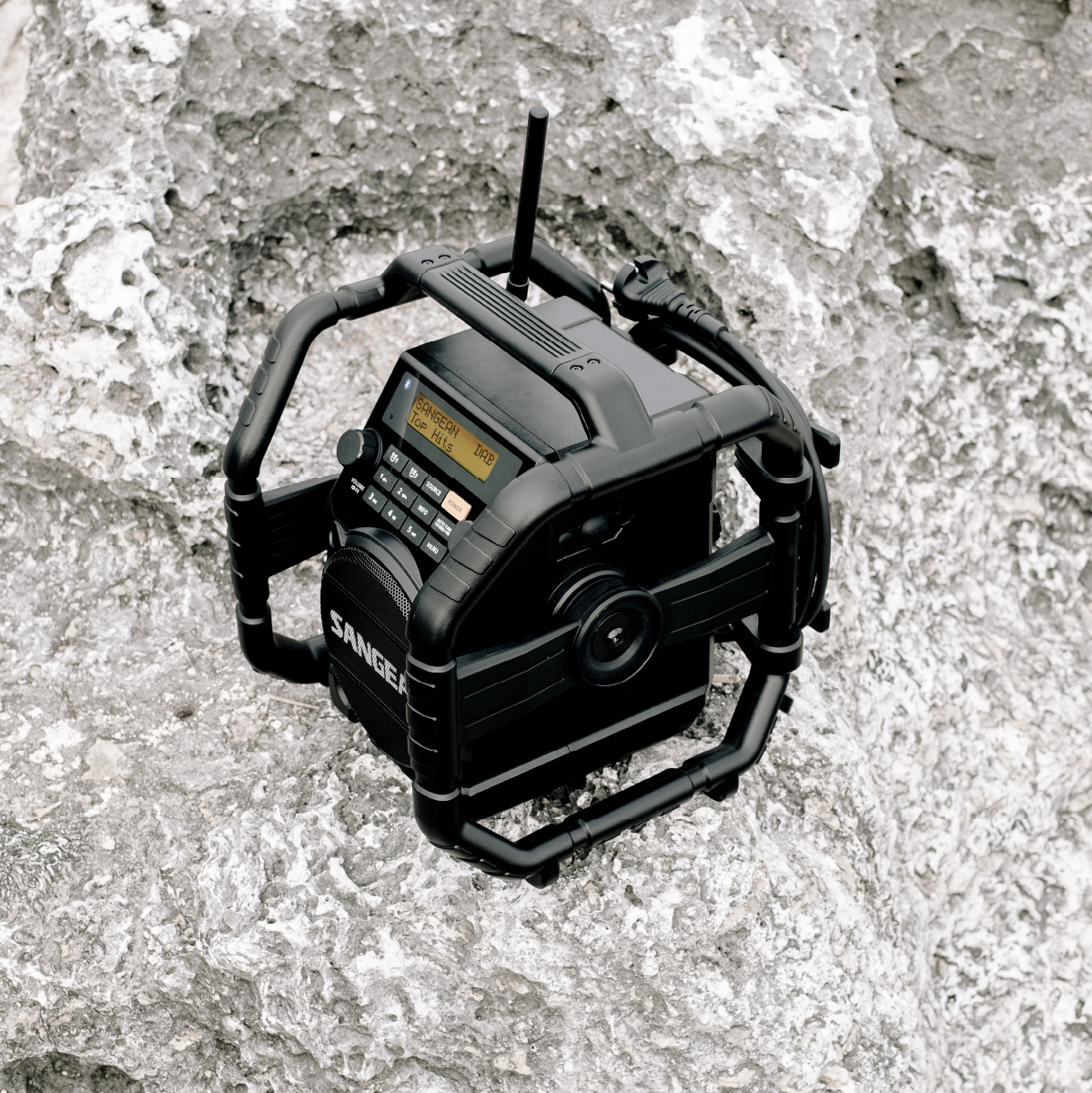 Sangean WR-101 pöytäradio, Bluetooth, vintage pähkinäpuu