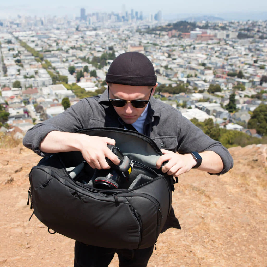 Peak Design Travel Backpack 45L -päiväreppu, musta