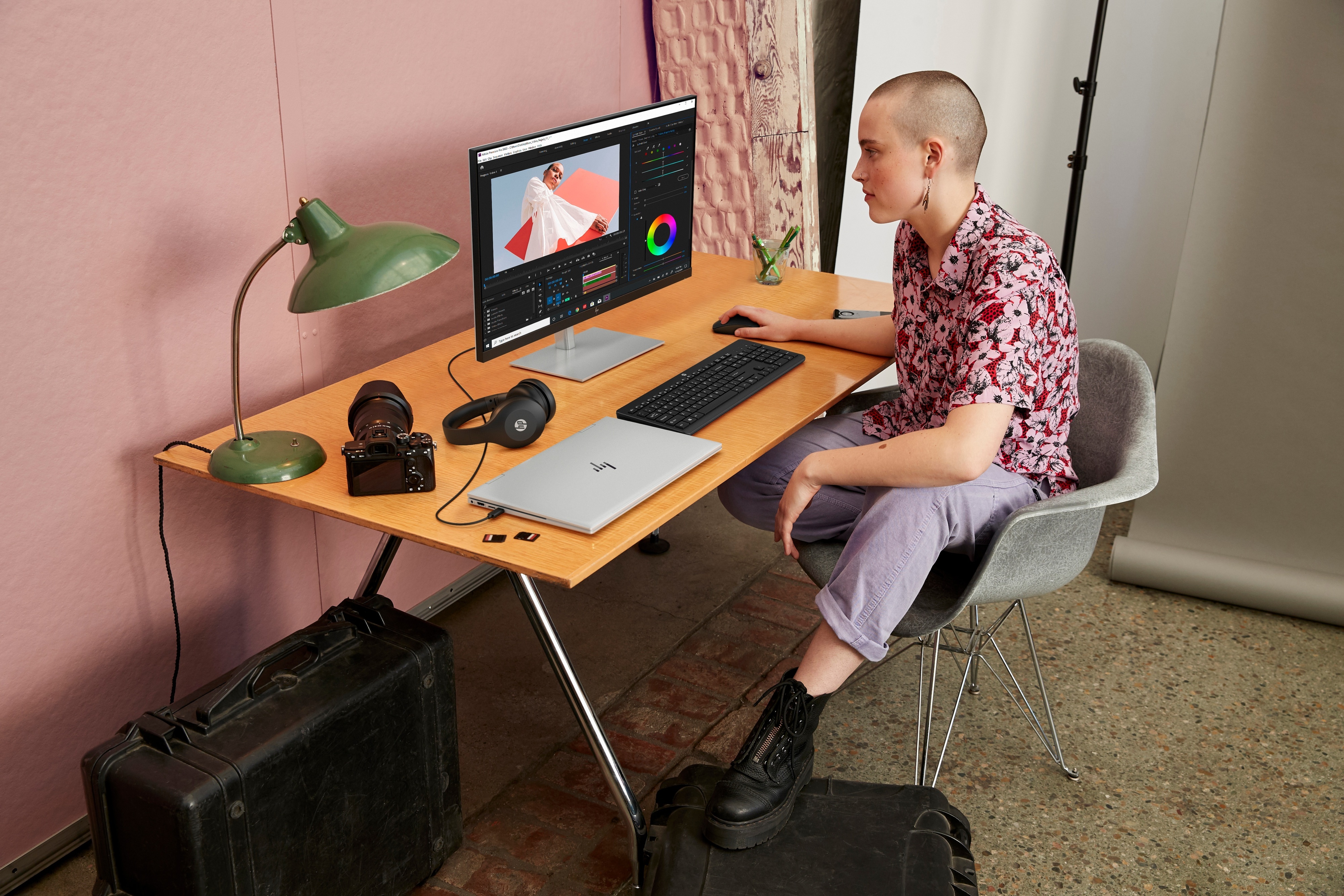 Leitz Ergo -aktiivipallo tasapainottavalla lisäpainolla 65 cm, tummanharmaa