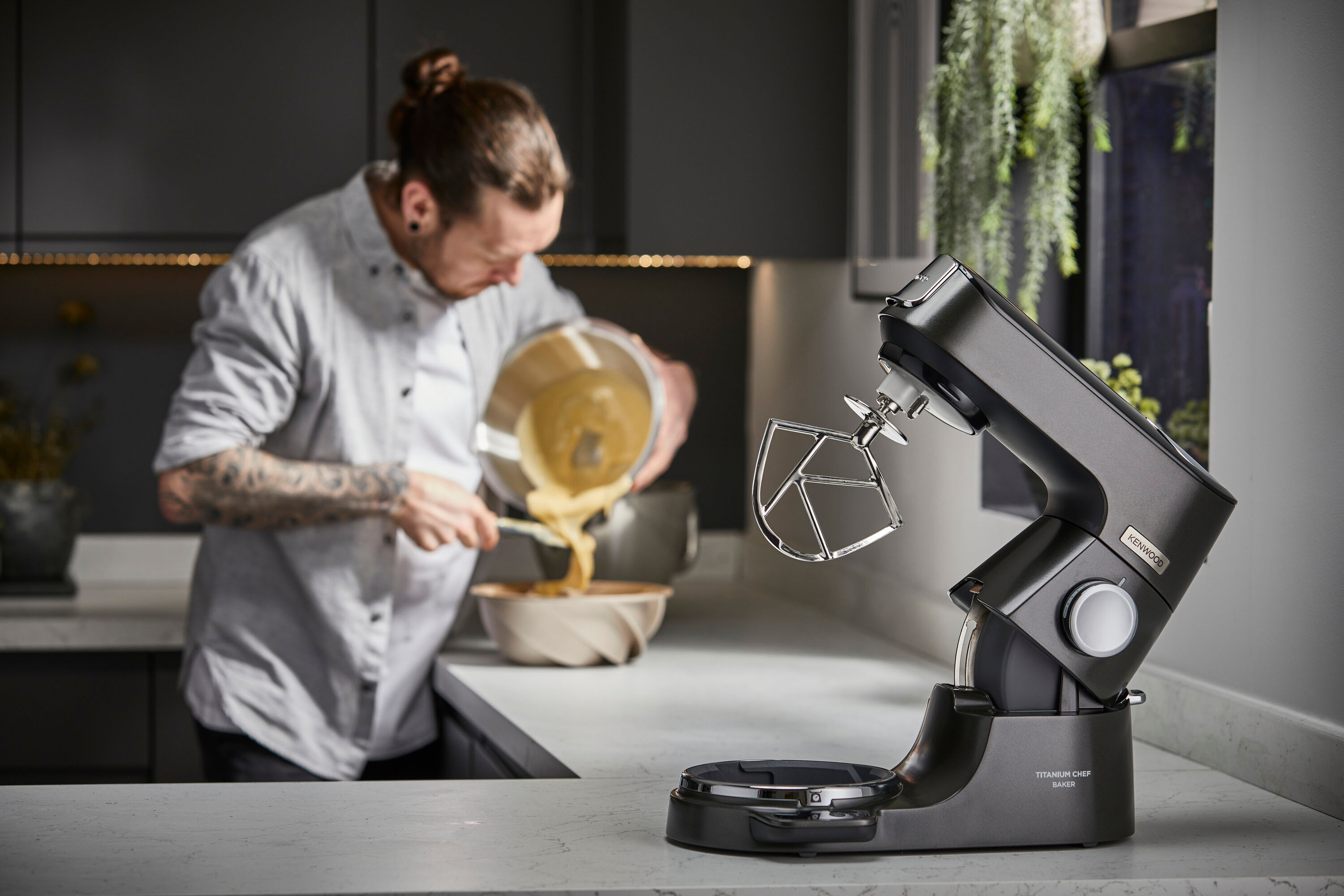 Kenwood KVL85.004BK Titanium Chef Baker XL yleiskone