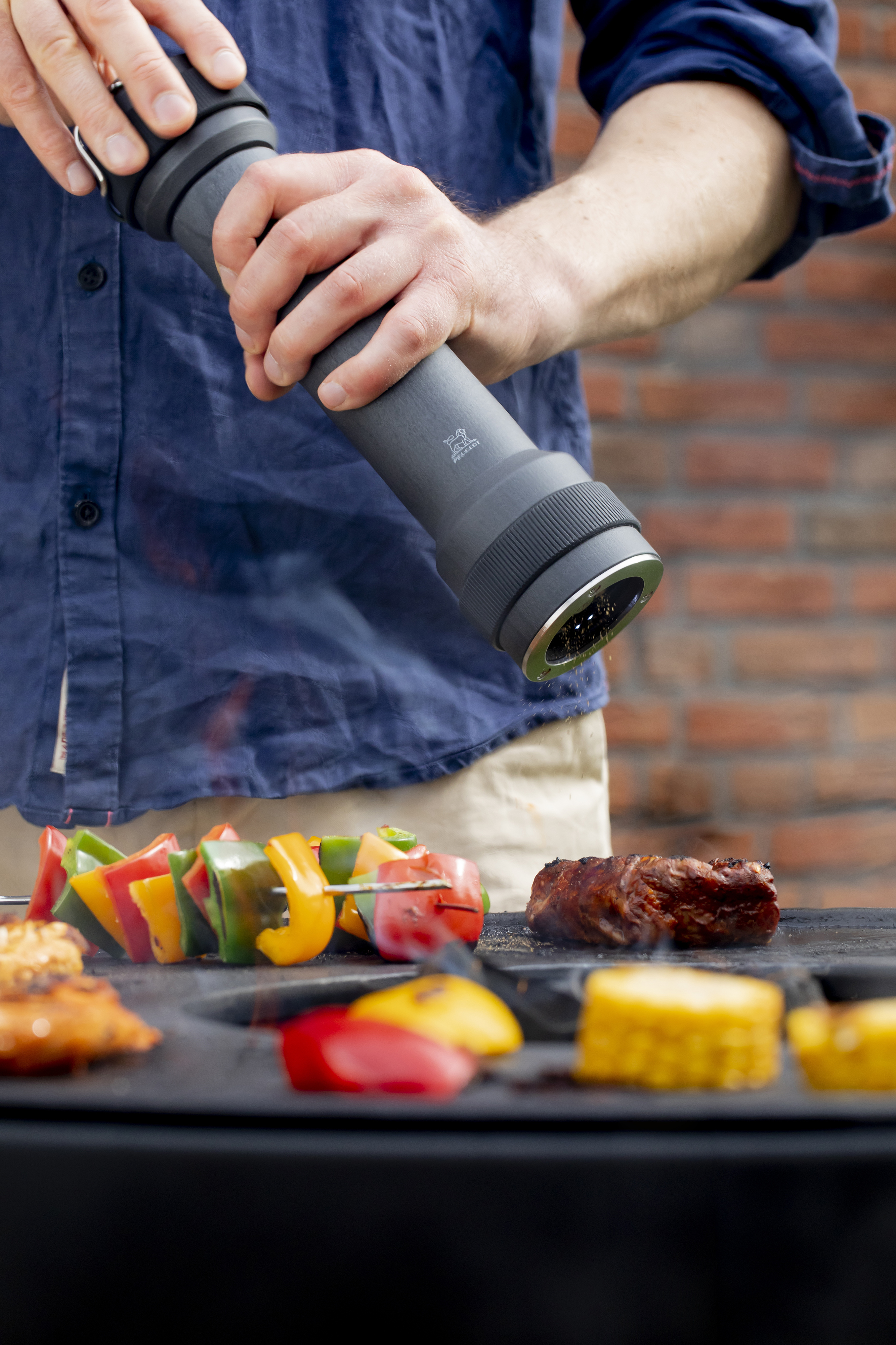Peugeot BBQ pippurimylly valolla, 30 cm