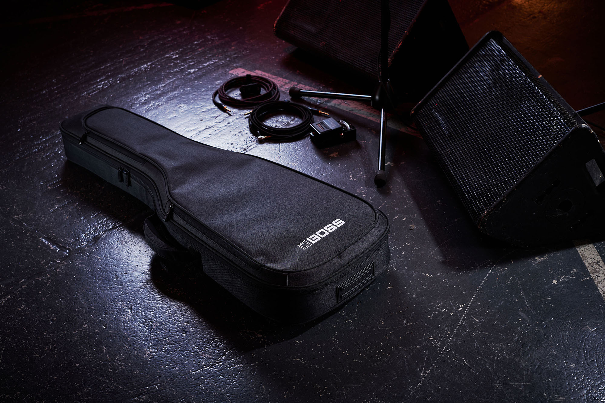 BOSS CB-EG10 -kitaralaukku