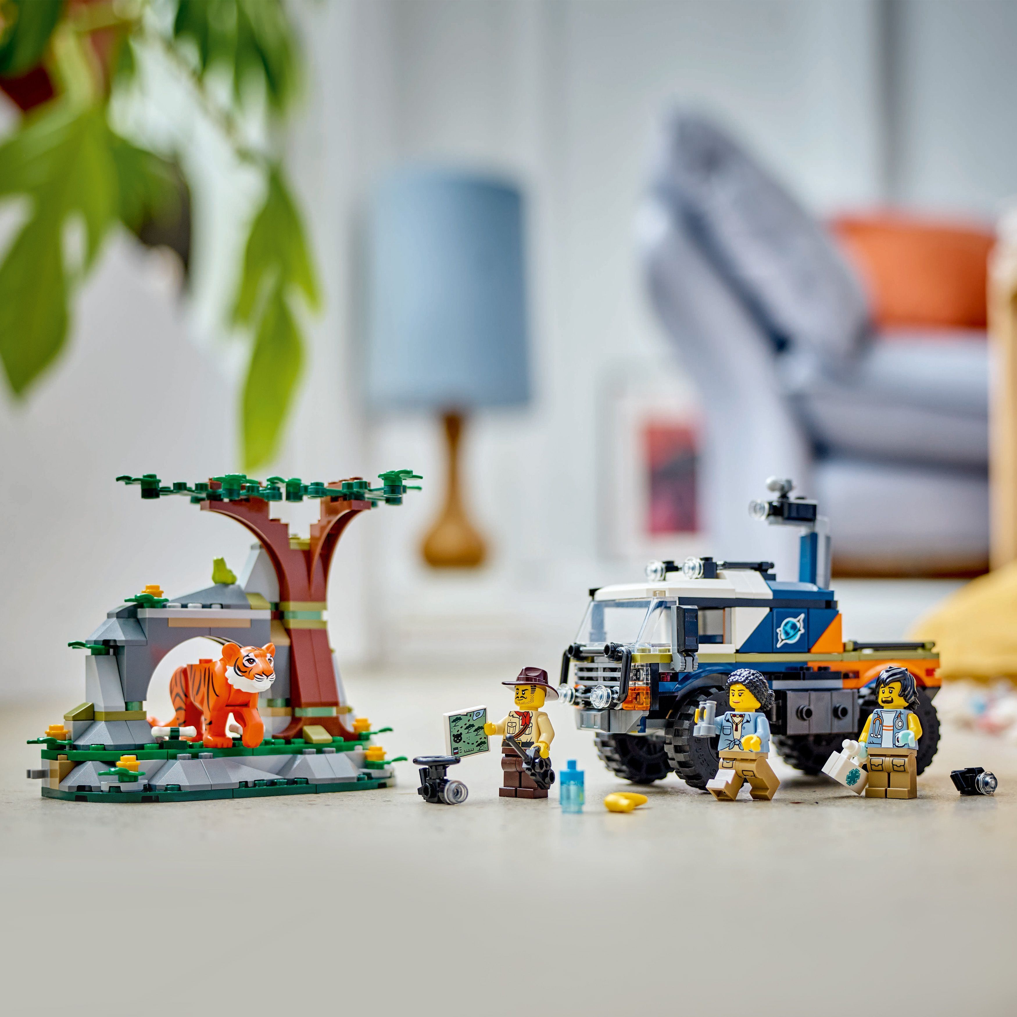 LEGO City Exploration 60426  - Viidakkotutkijan maastoauto