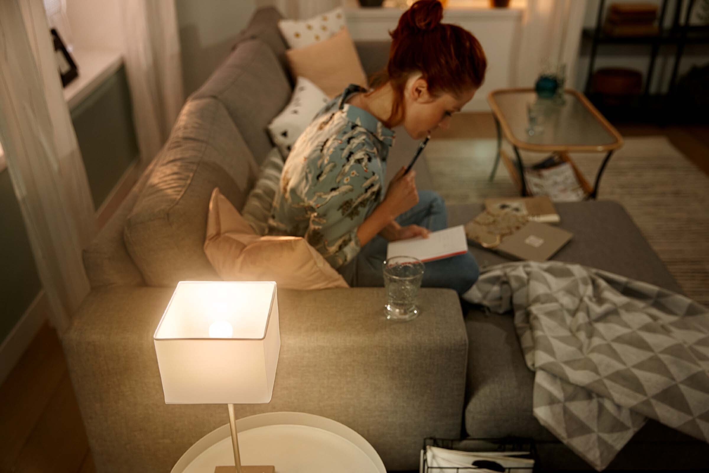 Philips Hue -LED-älylamppu, BT, White, E14, 470 lm, mainoslamppu pyöreä, 2 kpl pakkaus