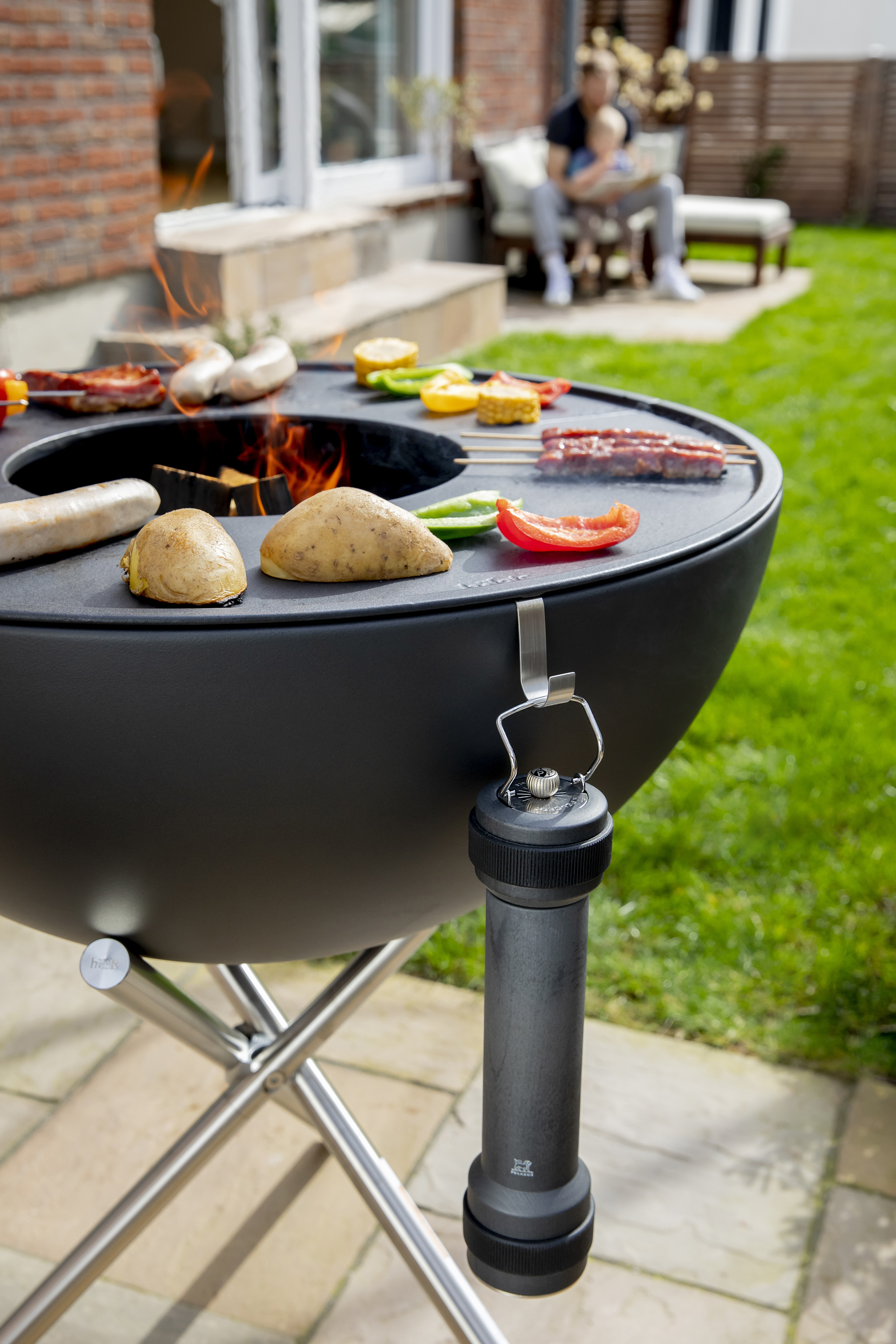 Peugeot BBQ pippurimylly valolla, 30 cm