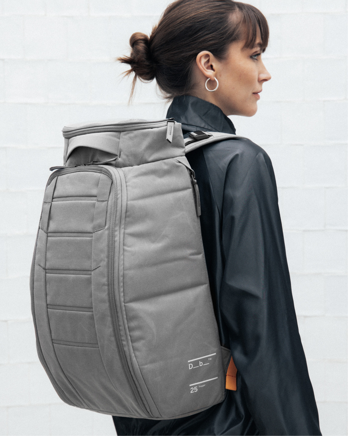 Db Hugger Backpack 25L -reppu, sand grey