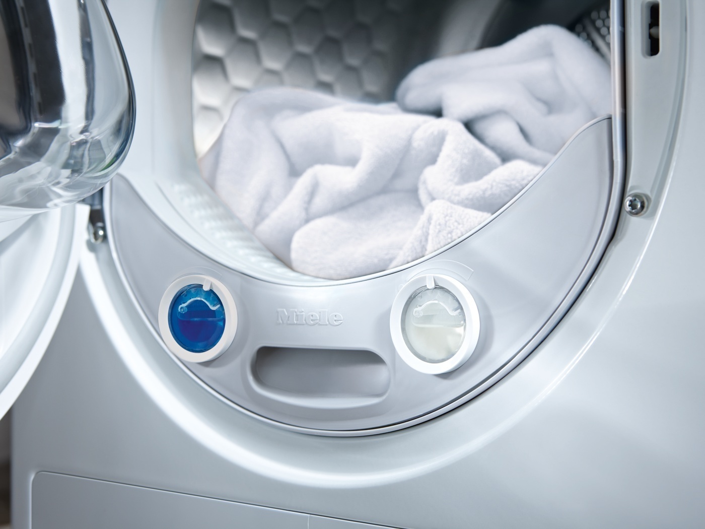 Miele TEF 765 WP kuivausrumpu