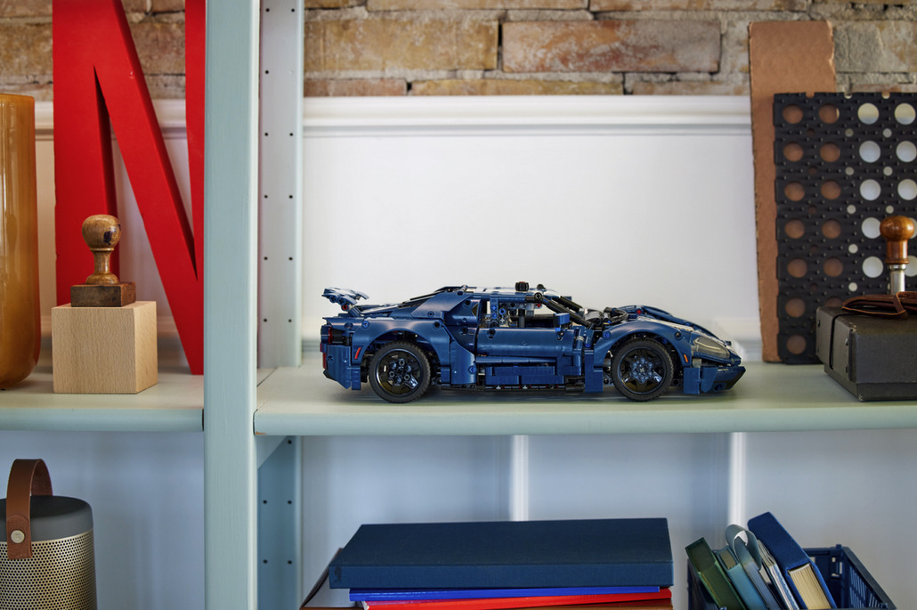 LEGO Technic 42154 - 2022 Ford GT