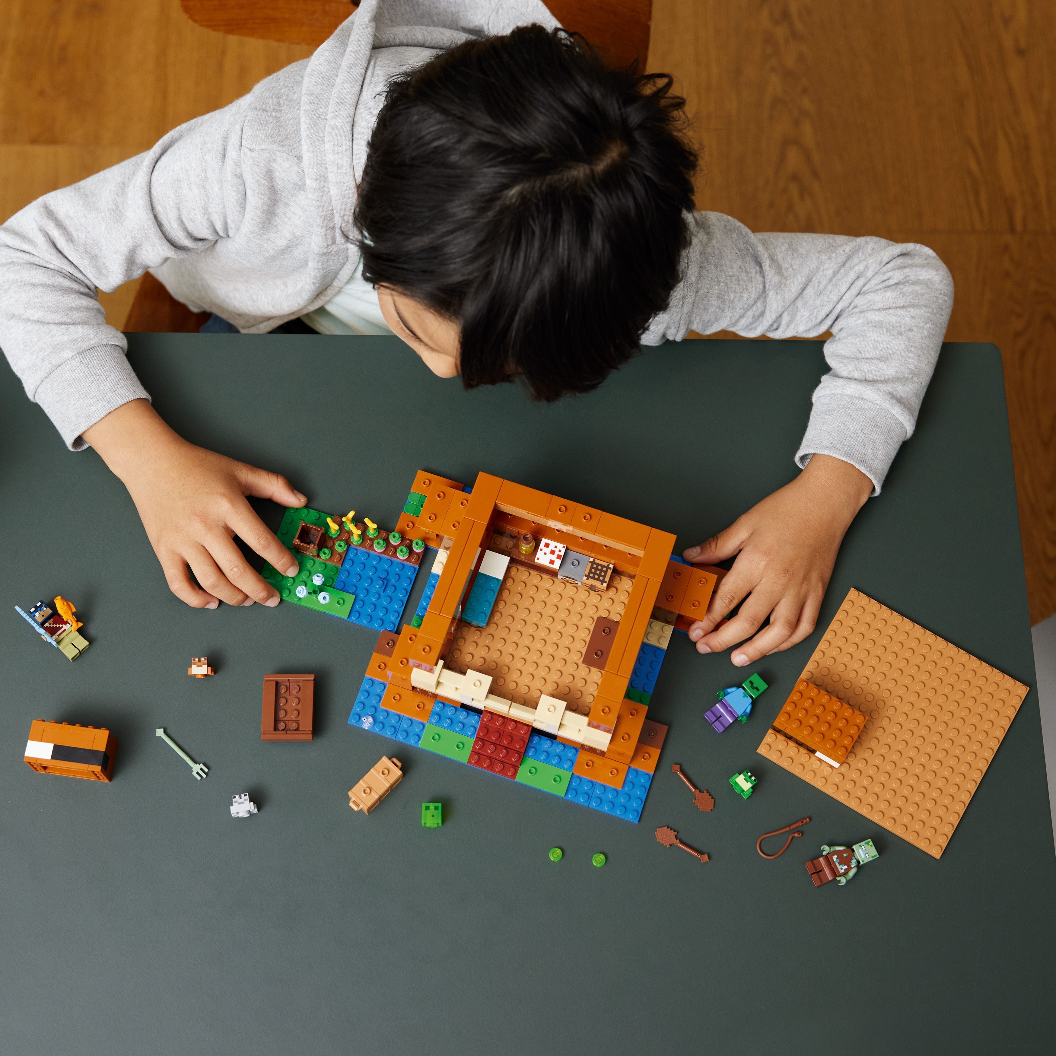 LEGO Minecraft 21255  - Hornaportaalin väijytys