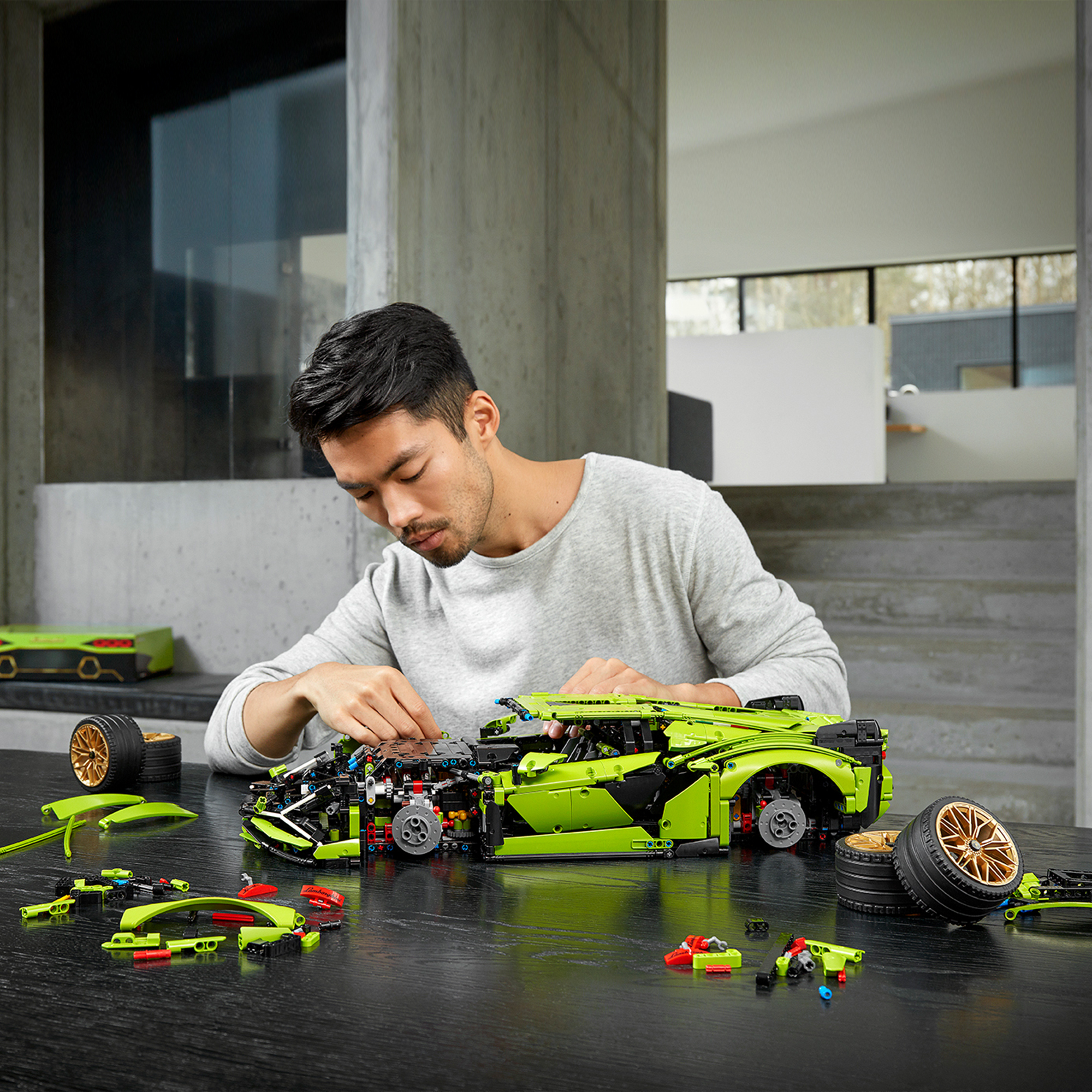 LEGO Technic 42115 - Lamborghini Sián FKP 37