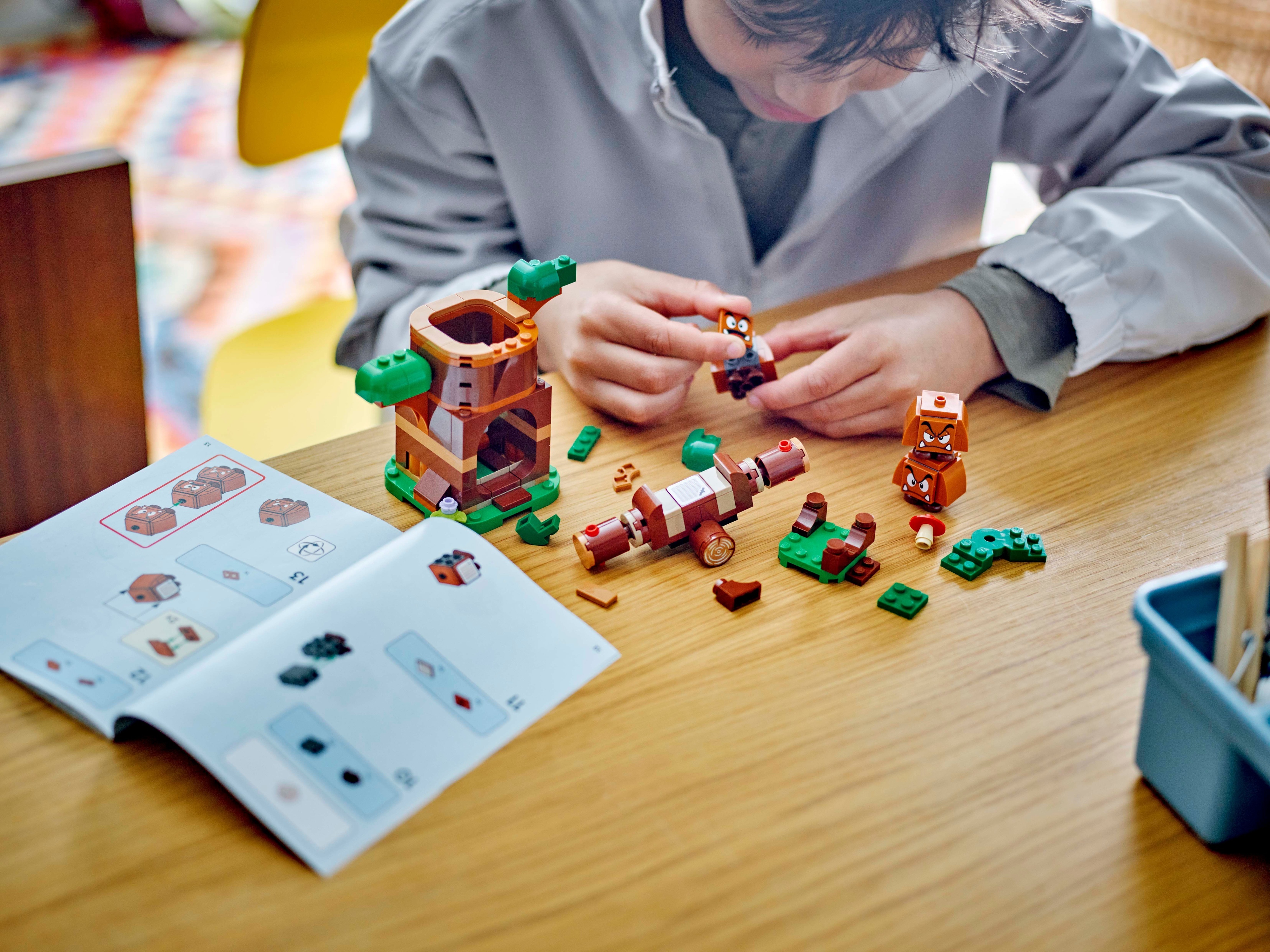 LEGO Super Mario 71433 - Goomban leikkikenttä