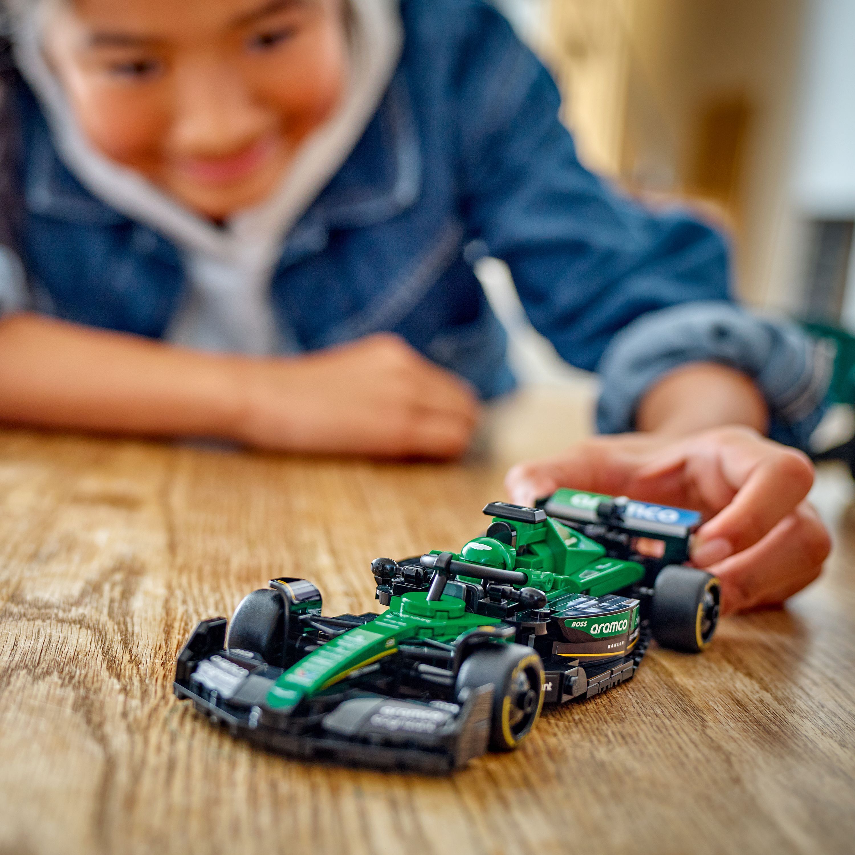 LEGO Speed Champions 77245 – Aston Martin Aramco F1® AMR24 ‑kilpa-auto
