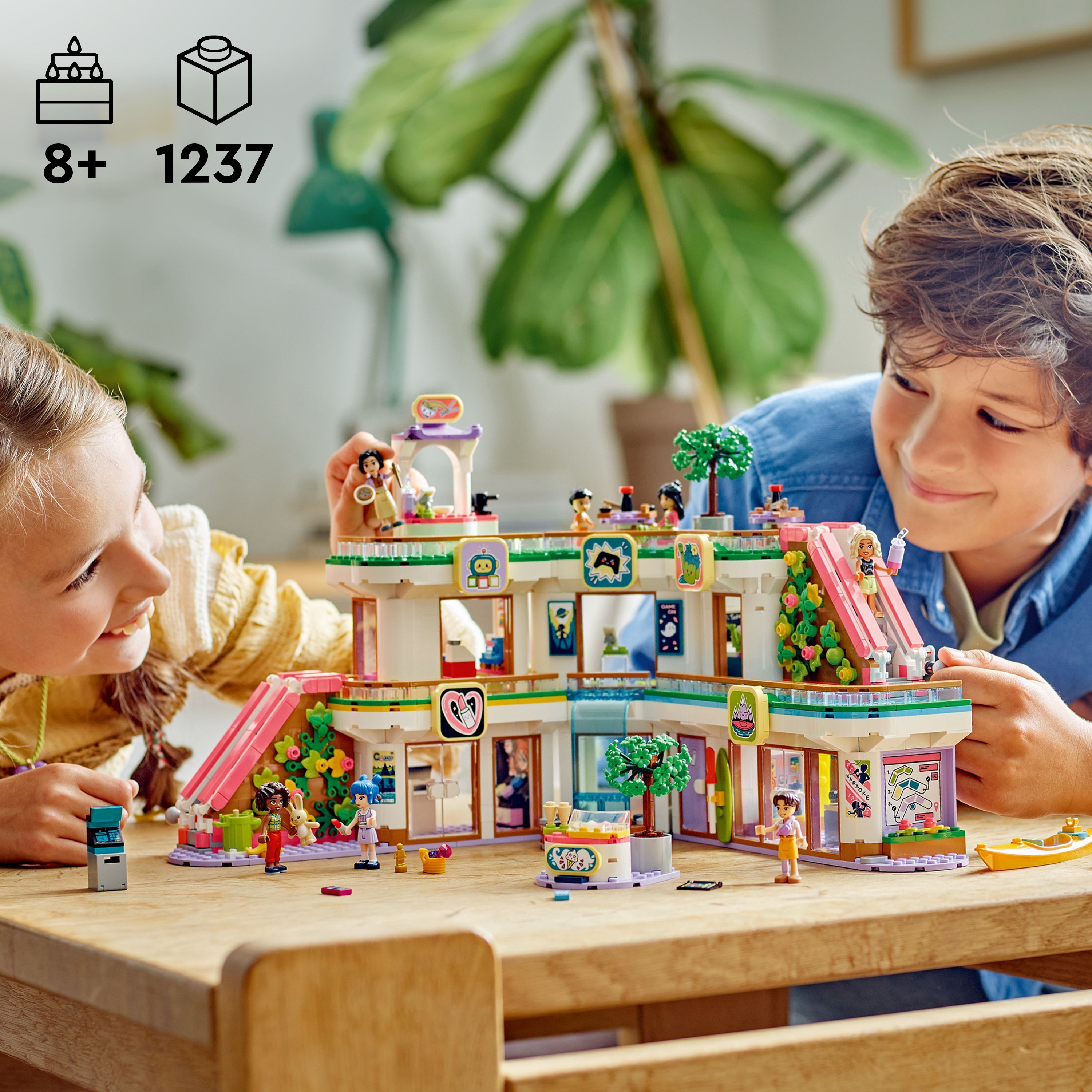 LEGO Friends 42638  - Majatalo linnassa