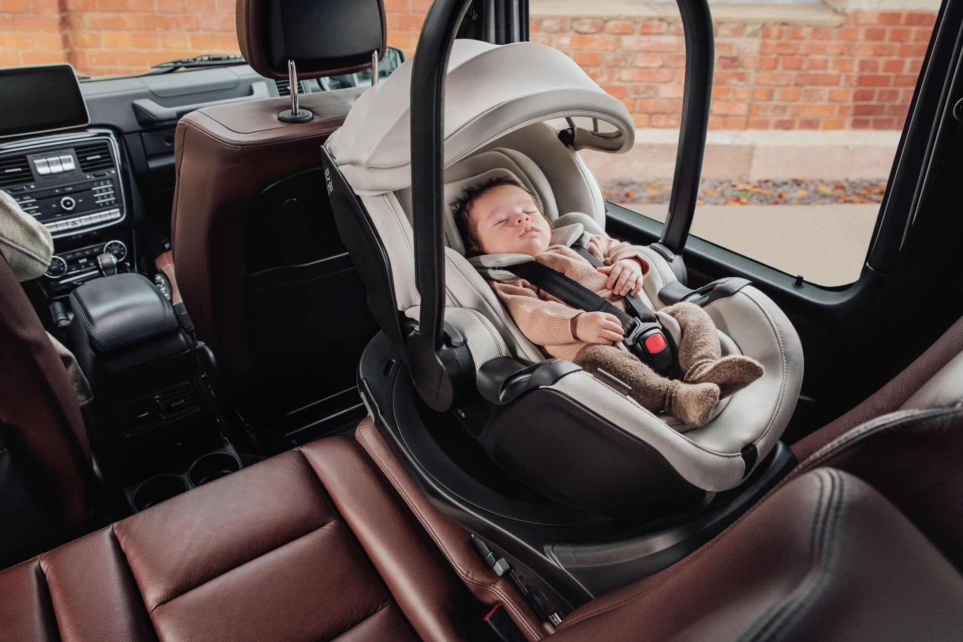 BRITAX RÖMER BABY-SAFE PRO LUX -turvakaukalo, 40–85 cm, Urban Olive
