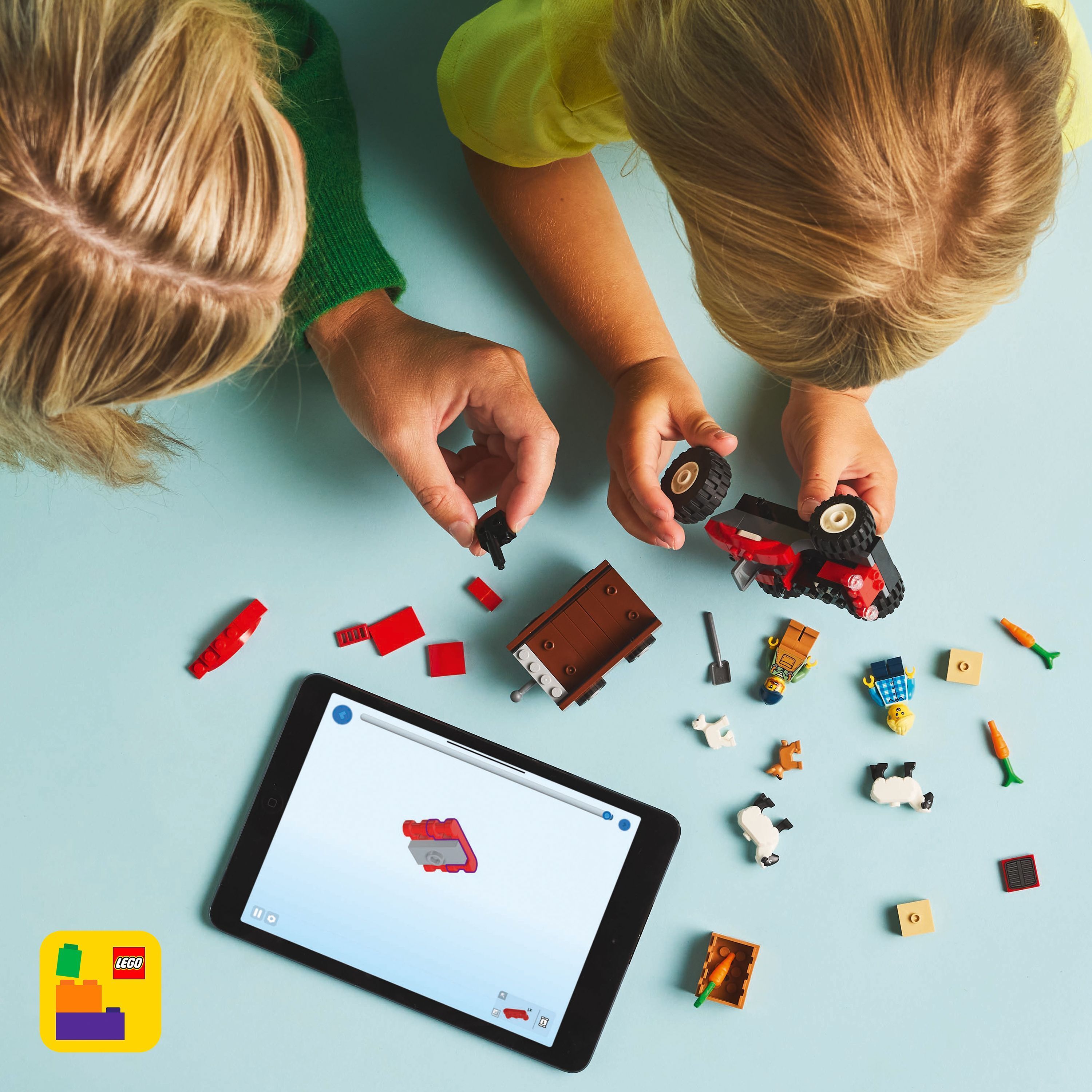 LEGO City 60461 – Maatilan punainen traktori, peräkärry ja lampaat