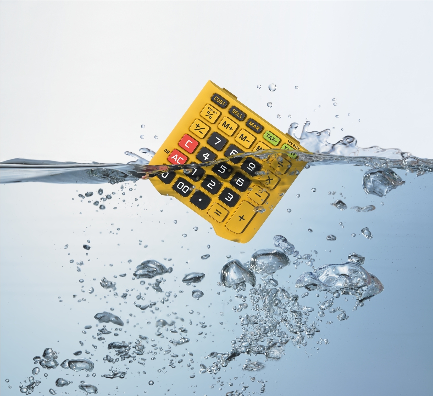 Casio WM-320MT -veden- ja pölynkestävä pöytälaskin